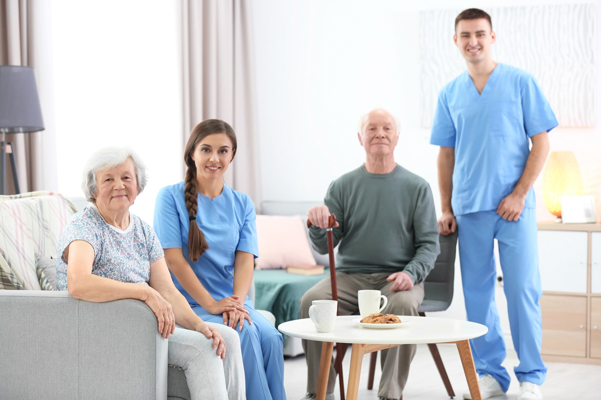 Chứng chỉ Chăm sóc người cao tuổi, người già tại gò vấp